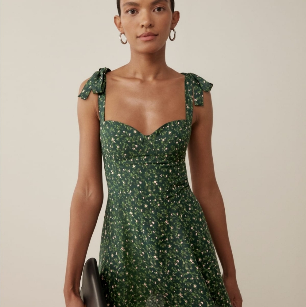 Green Floral Sweetheart Neck Chiffon Dress with Ribbon Straps - Picture 2 of 16